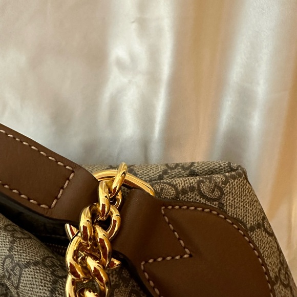 COA -Auth Gucci Chain Hobo GG Coated Canvas Large Brown - Picture 4 of 16